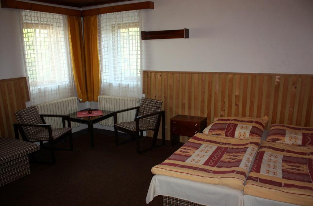 Penzion Pinokio Boží Dar Exterior foto
